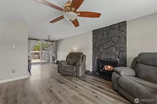 6423 61st St NE, Marysville, WA 98270 - Photo 12