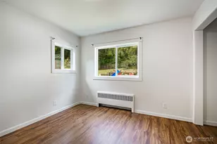 203 N 34th St, Bellingham, WA 98225 - Photo 18