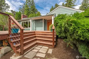203 N 34th St, Bellingham, WA 98225 - Photo 4