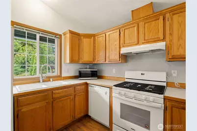 3320 College Street SE, Lacey, WA 98503 - Photo 8