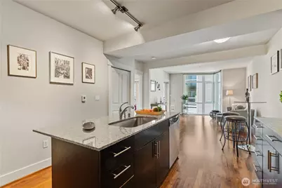 699 John Street #507, Seattle, WA 98109 - Photo 4