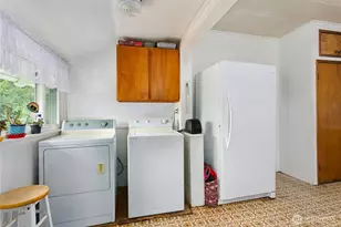 1424 S 45th St, Tacoma, WA 98418 - Photo 26