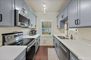 6829 S Thompson Ave, Tacoma, WA 98408 - Photo 8
