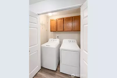 15209 Sunwood Boulevard #B36, Tukwila, WA 98188 - Photo 14