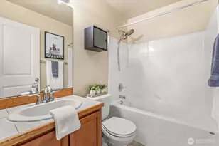 18307 38th Dr SE, Bothell, WA 98012 - Photo 32