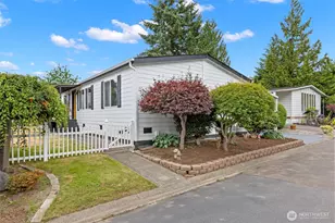 2000 192nd St, Bothell, WA 98012 - Photo 2