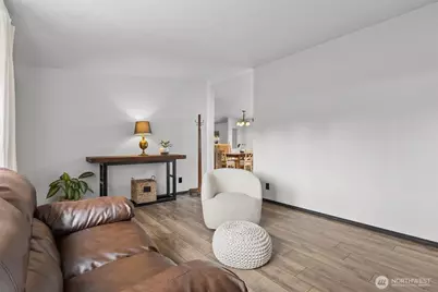 2000 192nd Street #102, Bothell, WA 98012 - Photo 12