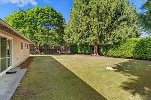 13110 111th Ave NE, Kirkland, WA 98034 - Photo 18