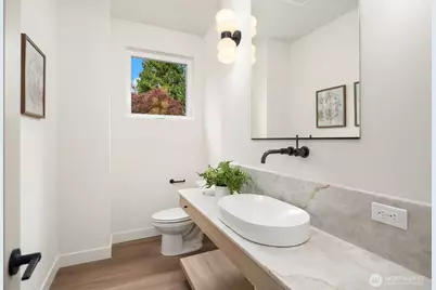 106 29th Avenue E, Seattle, WA 98112 - Photo 12