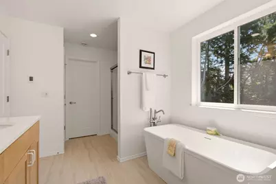 14739 SE 39th Street, Bellevue, WA 98006 - Photo 18