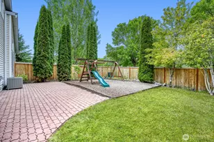 24218 SE 9th St, Sammamish, WA 98075 - Photo 10