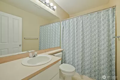 24218 SE 9th Street, Sammamish, WA 98075 - Photo 8