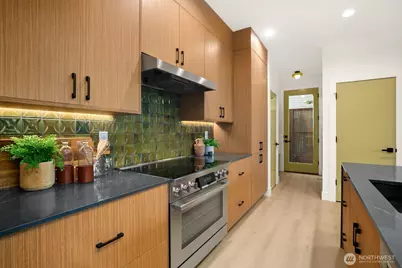 5053 35th Avenue SW, Seattle, WA 98126 - Photo 6