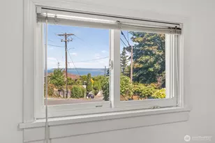 4417 Seahurst Ave, Everett, WA 98203 - Photo 16