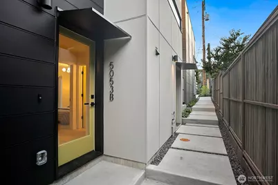 5053 35th Avenue SW #B, Seattle, WA 98126 - Photo 2