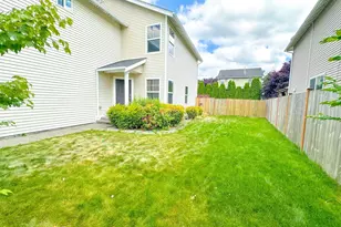 17929 Silver Creek Ave E, Puyallup, WA 98375 - Photo 2