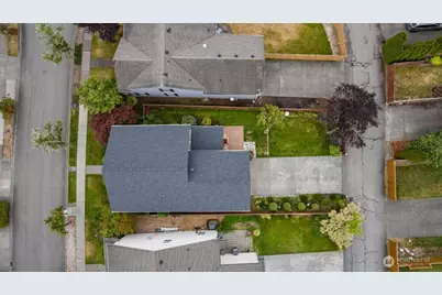 9731 228th Terrace NE, Redmond, WA 98053 - Photo 38
