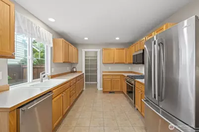 9731 228th Terrace NE, Redmond, WA 98053 - Photo 14