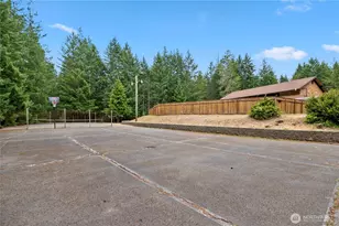 870 N Colony Surf Dr, Lilliwaup, WA 98555 - Photo 34