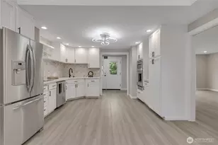 10223 SE 213th Pl, Kent, WA 98031 - Photo 6