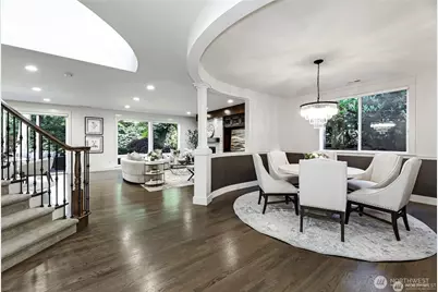 9818 NE 24th Street, Bellevue, WA 98004 - Photo 4