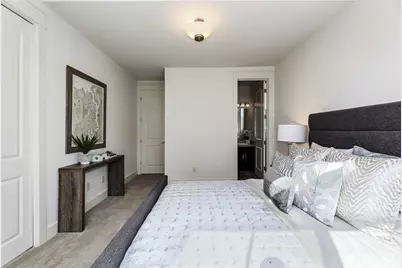 9818 NE 24th Street, Bellevue, WA 98004 - Photo 28