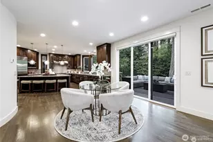 9818 NE 24th St, Bellevue, WA 98004 - Photo 12