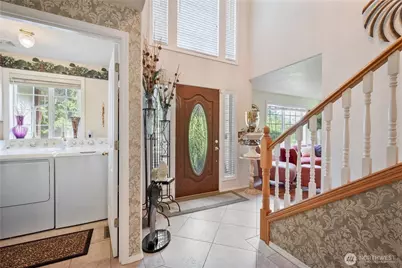 215 W St James Place, Longview, WA 98632 - Photo 6