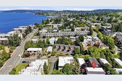 10135 NE 62nd Street #C, Kirkland, WA 98033 - Photo 2