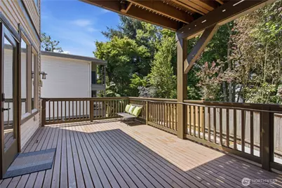 10135 NE 62nd Street #C, Kirkland, WA 98033 - Photo 20