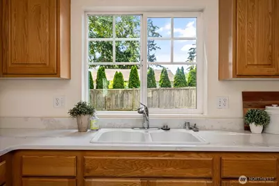 685 SW 1st Avenue, Oak Harbor, WA 98277 - Photo 10