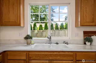 685 SW 1st Ave, Oak Harbor, WA 98277 - Photo 10