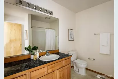 685 SW 1st Avenue, Oak Harbor, WA 98277 - Photo 18