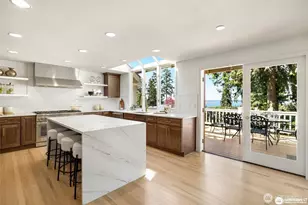 9416 NE 25th St, Bellevue, WA 98004 - Photo 8