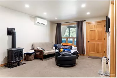 308 Washington Street, Winthrop, WA 98862 - Photo 22
