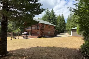 40 E Seahawks Way, Belfair, WA 98528 - Photo 10