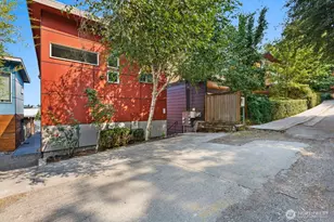 1536 Sturgus Ave S, Seattle, WA 98144 - Photo 34