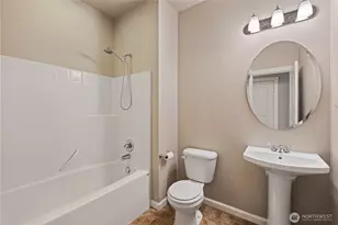 18227 3rd Dr SE, Bothell, WA 98012 - Photo 16
