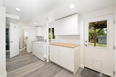 9823 41st Avenue SW, Seattle, WA 98136 - Photo 18