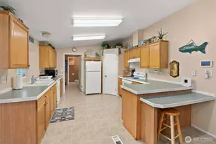 795 King, Winlock, WA 98596 - Photo 12