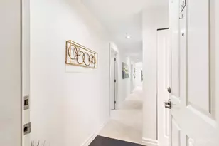 215 20th Ave E, Seattle, WA 98112 - Photo 6