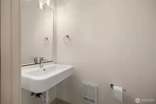 4104 30th Ave S, Seattle, WA 98108 - Photo 16