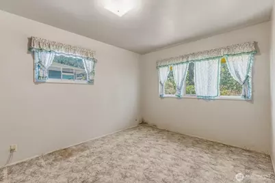 401 Barr Drive, Kelso, WA 98626 - Photo 28