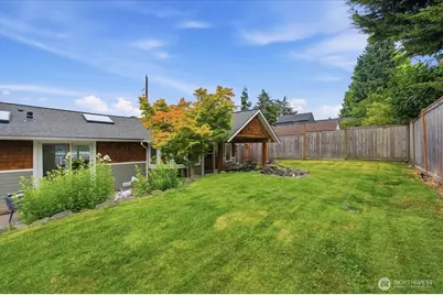 10351 11th Avenue NW, Seattle, WA 98177 - Photo 20
