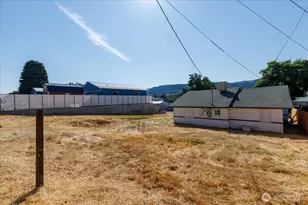 213 W Kelso Ave, Electric City, WA 99123 - Photo 22