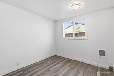 213 W Kelso Avenue, Electric City, WA 99123 - Photo 12