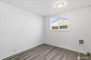 213 W Kelso Ave, Electric City, WA 99123 - Photo 12