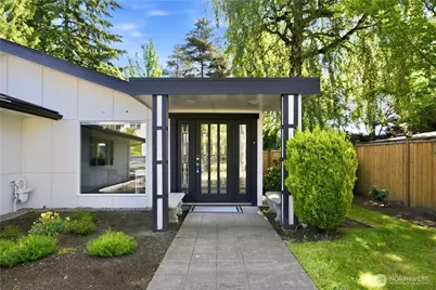 1820 101st Avenue NE, Bellevue, WA 98004 - Photo 2