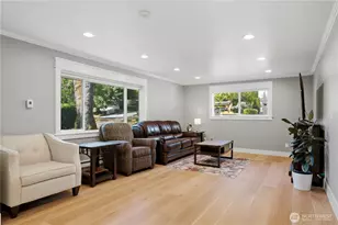 1820 101st Ave NE, Bellevue, WA 98004 - Photo 14