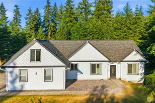 128 Flagstone Dr, SilverLake, WA 98645 - Photo 2